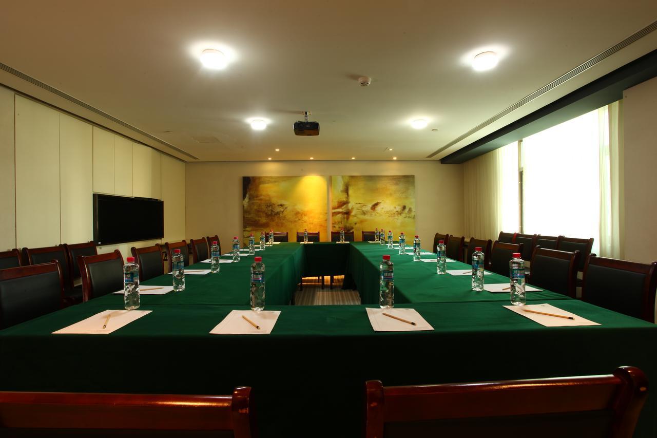 Metropolo, Qingdao, Chengyang People'S Government Exterior foto